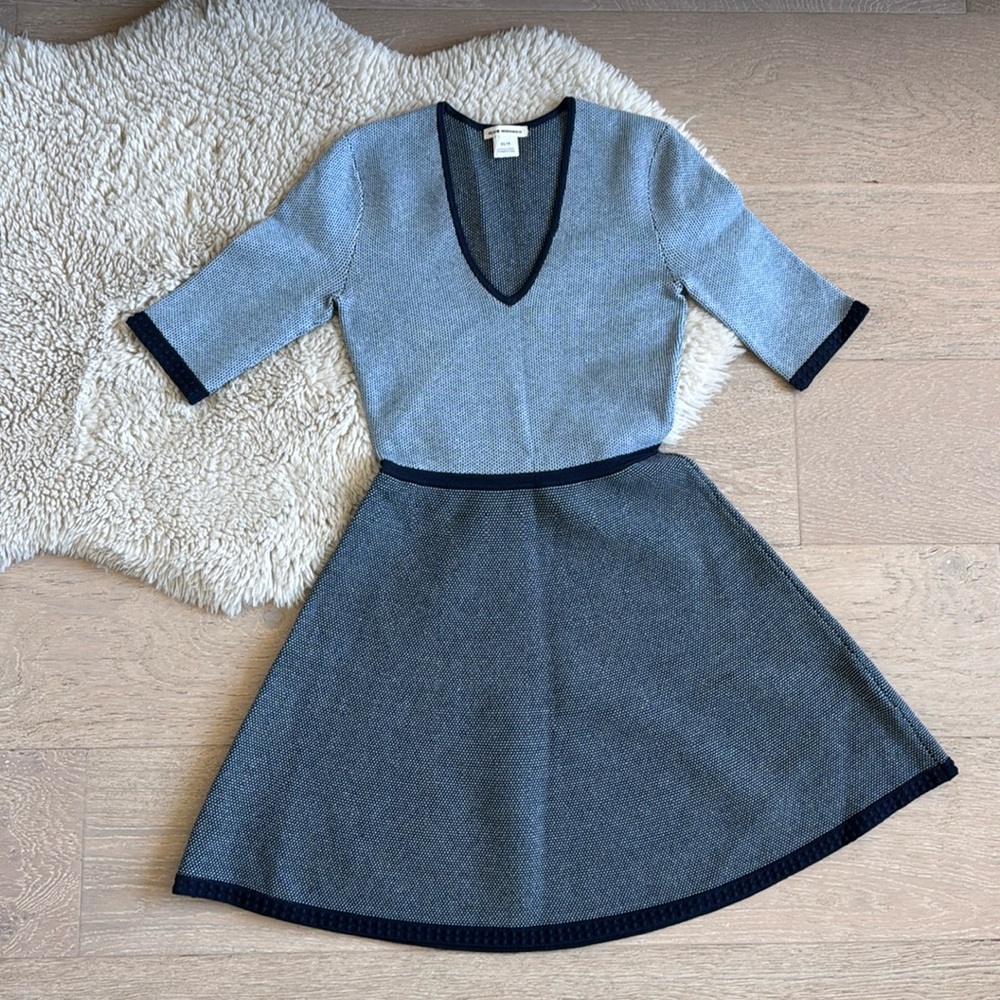 Club Monaco Elegant Navy Knit Fit & Flare Dress, XS/TP
